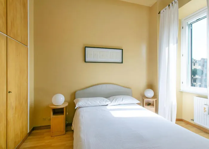 Via Porcari Apartamento Roma